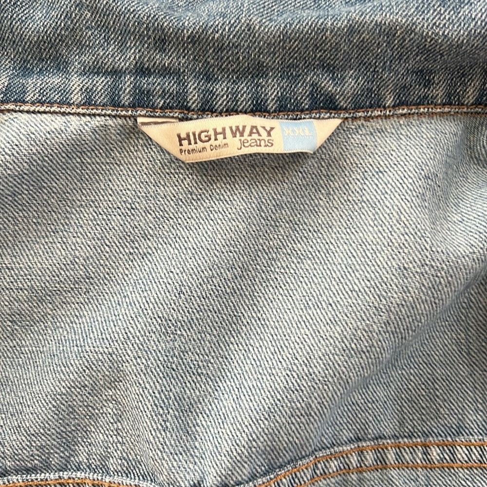 Jean jacket - Picture 3 of 3